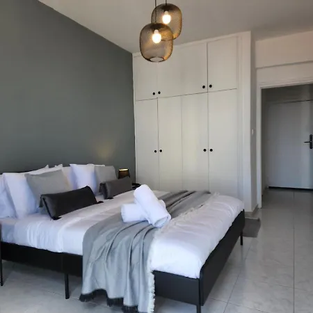 Kay's City & Seaview One Bedroom