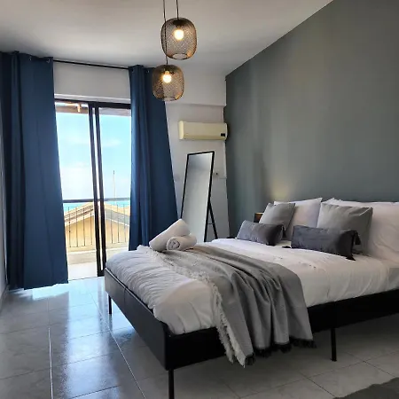 Kay's City & Seaview One Bedroom *